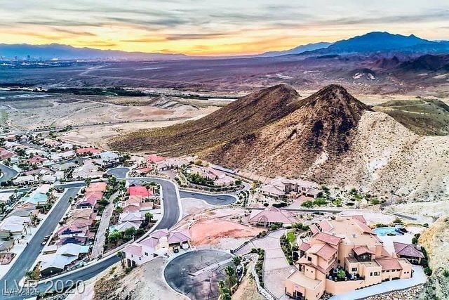 1147 Brown Hill Court, Henderson, NV 89011