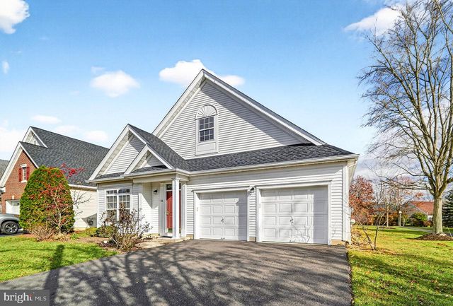 84 RAINFLOWER LA, West Windsor, NJ 08550