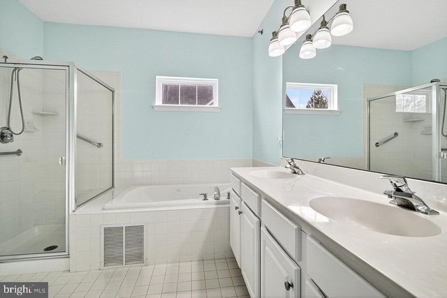 84 RAINFLOWER LA, West Windsor, NJ 08550