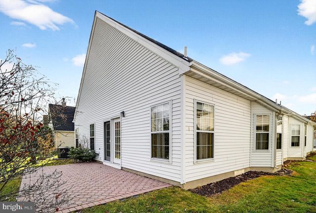 84 RAINFLOWER LA, West Windsor, NJ 08550