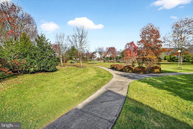 84 RAINFLOWER LA, West Windsor, NJ 08550