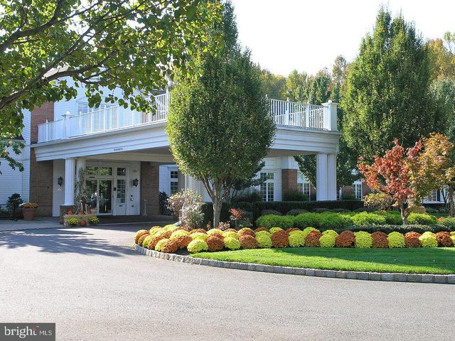 84 RAINFLOWER LA, West Windsor, NJ 08550