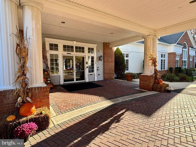 84 RAINFLOWER LA, West Windsor, NJ 08550