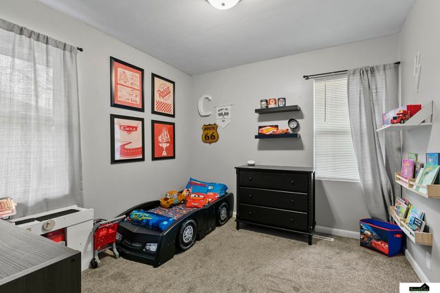 6120 Holdrege Street, Lincoln, NE 68505