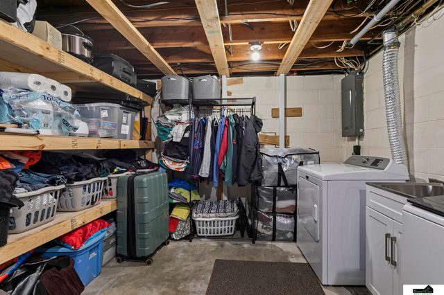 6120 Holdrege Street, Lincoln, NE 68505