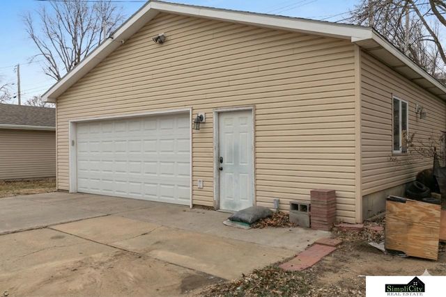 6120 Holdrege Street, Lincoln, NE 68505