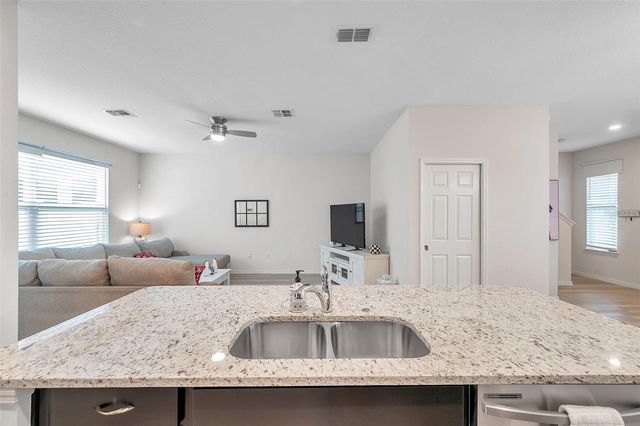 4966 AVALON PARK BOULEVARD, Wesley Chapel, FL 33545