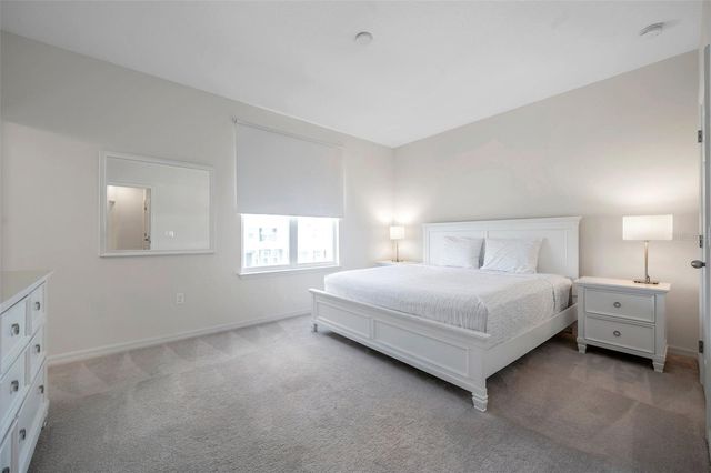 4966 AVALON PARK BOULEVARD, Wesley Chapel, FL 33545