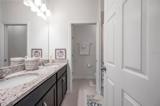 4966 AVALON PARK BOULEVARD, Wesley Chapel, FL 33545