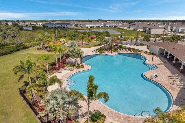 4966 AVALON PARK BOULEVARD, Wesley Chapel, FL 33545