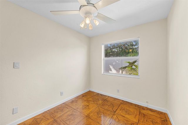 758 NE 13th Ct 7, Fort Lauderdale, FL 33304