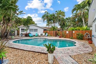 758 NE 13th Ct 7, Fort Lauderdale, FL 33304