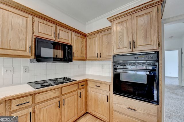 1005 Lewis Ridge Circle, Lawrenceville, GA 30045