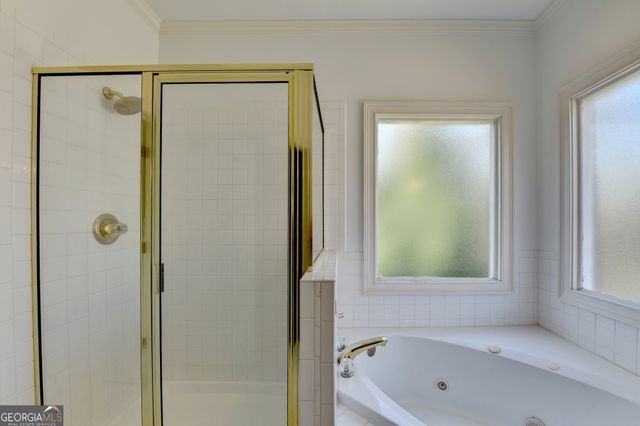 1005 Lewis Ridge Circle, Lawrenceville, GA 30045