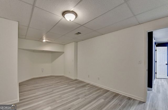 1005 Lewis Ridge Circle, Lawrenceville, GA 30045