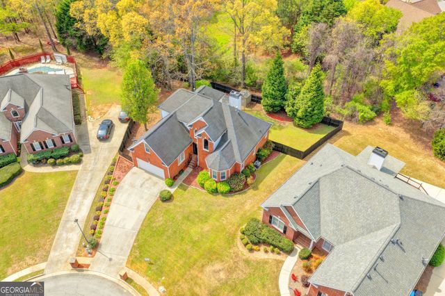1005 Lewis Ridge Circle, Lawrenceville, GA 30045