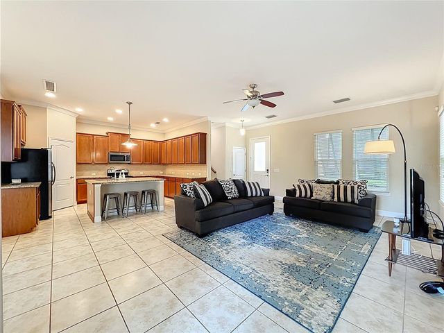 8461 GREIDER WAY, Orlando, FL 32827