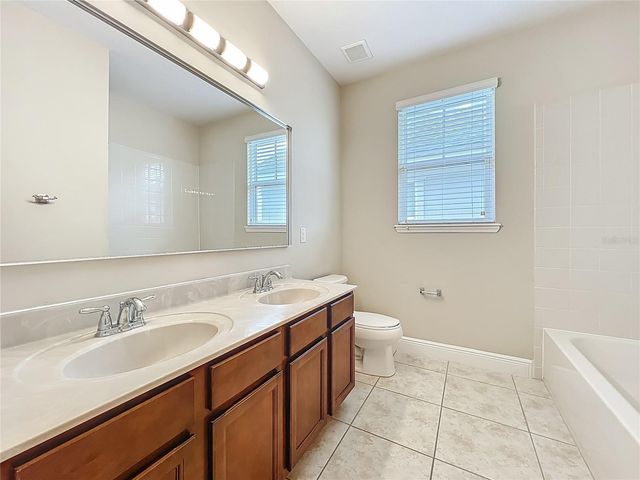 8461 GREIDER WAY, Orlando, FL 32827