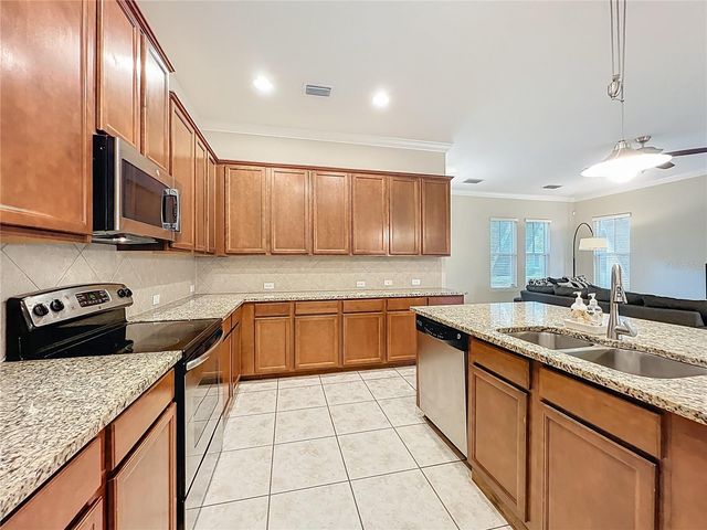 8461 GREIDER WAY, Orlando, FL 32827