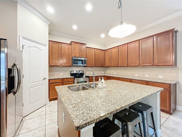 8461 GREIDER WAY, Orlando, FL 32827