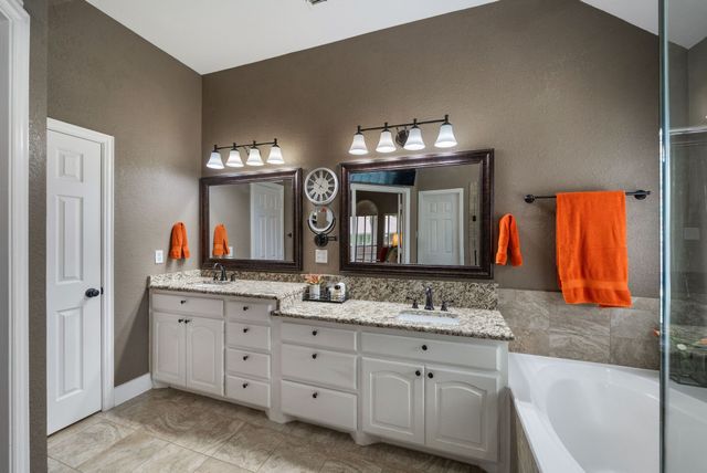 1910 Skipaway Drive, Rowlett, TX 75088