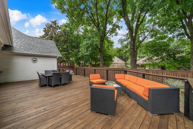 1910 Skipaway Drive, Rowlett, TX 75088