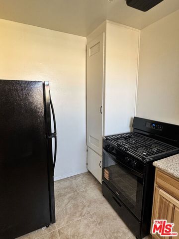 3311 W 78th Street 112, Los Angeles, CA 90043
