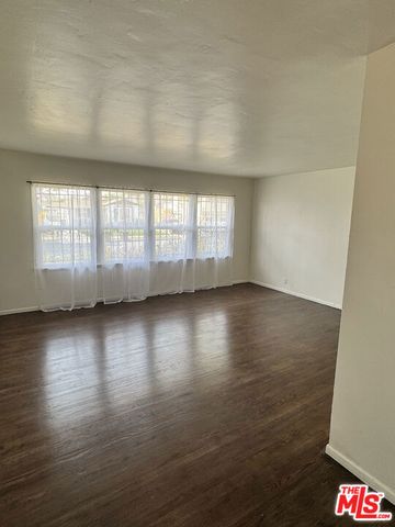 3311 W 78th Street 112, Los Angeles, CA 90043