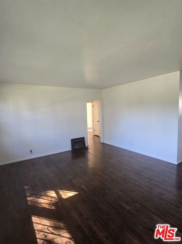 3311 W 78th Street 112, Los Angeles, CA 90043