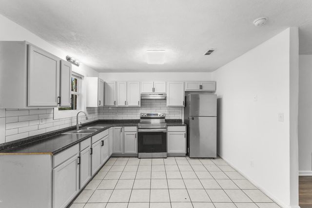 2423 SOUTHDALE Drive, Hephzibah, GA 30815