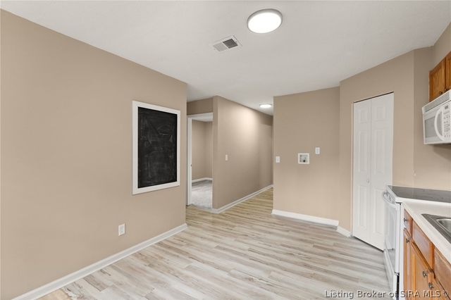705 W 7th Street, New Albany, IN 47150