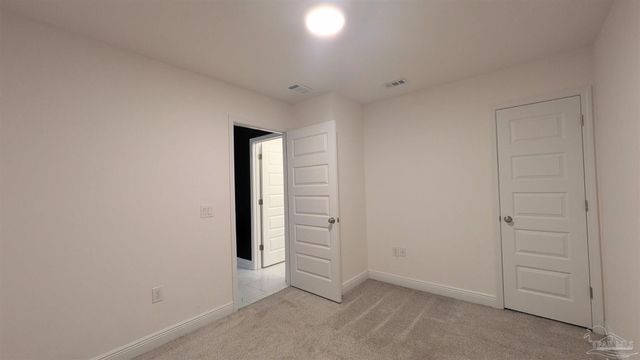 151 Calvert Oaks Dr, Pensacola, FL 32514