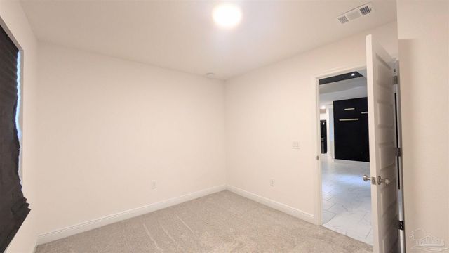 151 Calvert Oaks Dr, Pensacola, FL 32514