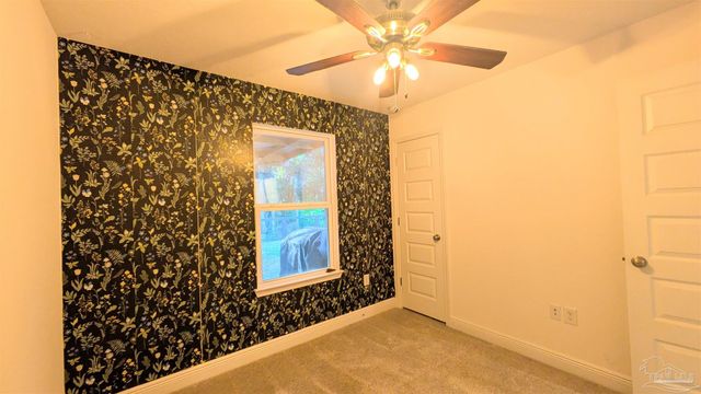 151 Calvert Oaks Dr, Pensacola, FL 32514