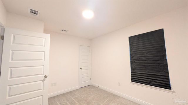 151 Calvert Oaks Dr, Pensacola, FL 32514