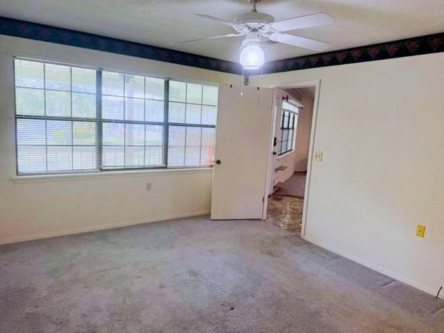 207 Fishers Point, Burkeville, TX 75932