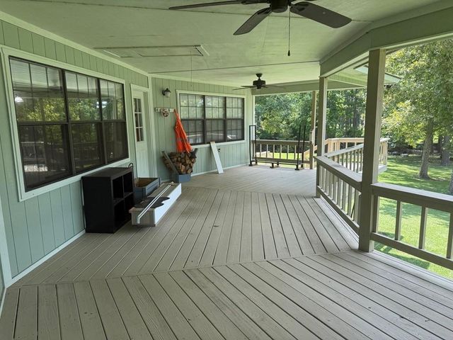 207 Fishers Point, Burkeville, TX 75932