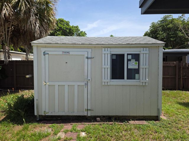 1220 NE 1ST Avenue, Fort Lauderdale, FL 33304