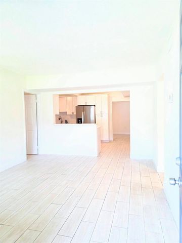 1220 NE 1ST Avenue, Fort Lauderdale, FL 33304