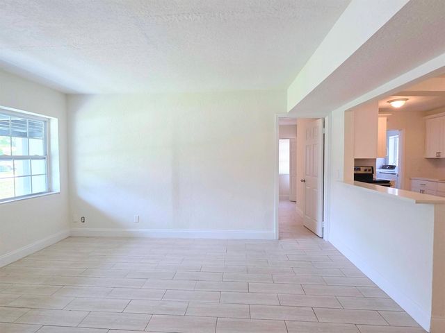 1220 NE 1ST Avenue, Fort Lauderdale, FL 33304