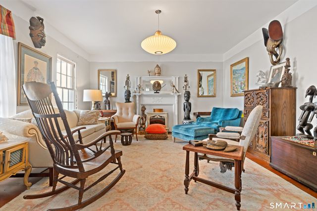 318-316 Grovers Avenue, Bridgeport, CT 06605