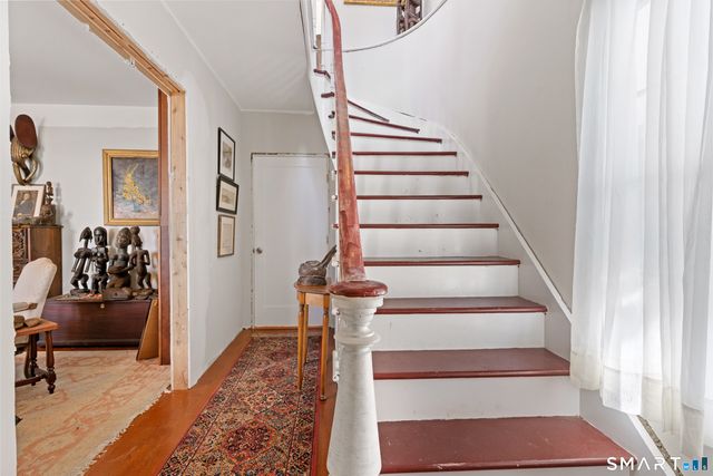 318-316 Grovers Avenue, Bridgeport, CT 06605