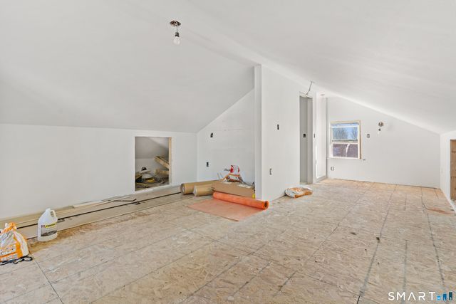 318-316 Grovers Avenue, Bridgeport, CT 06605