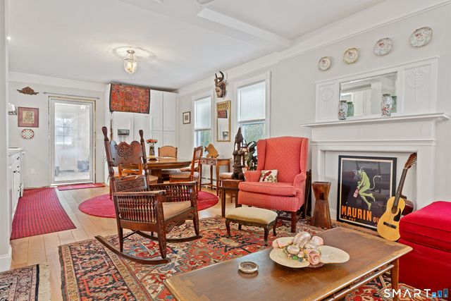 318-316 Grovers Avenue, Bridgeport, CT 06605