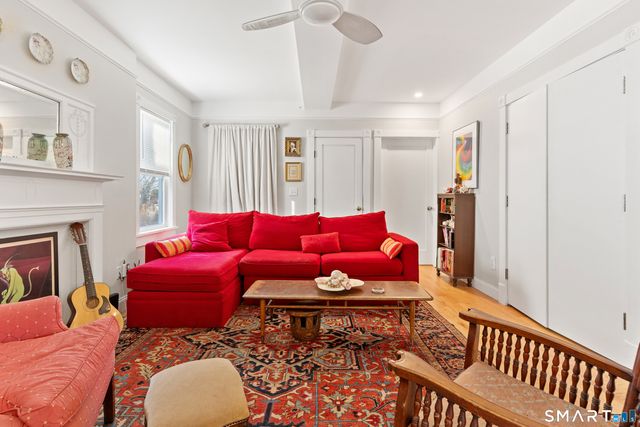 318-316 Grovers Avenue, Bridgeport, CT 06605