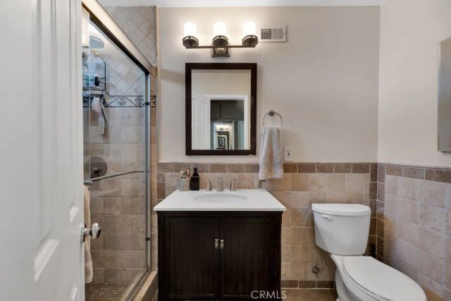 1322 E Avenida De Los Arboles, Thousand Oaks, CA 91360