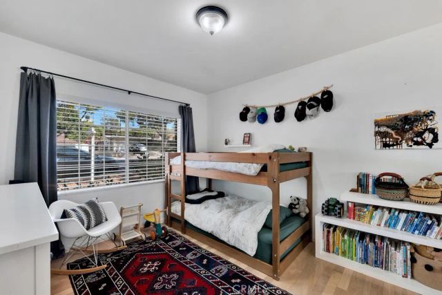 1322 E Avenida De Los Arboles, Thousand Oaks, CA 91360