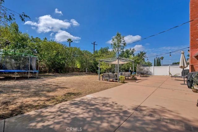 1322 E Avenida De Los Arboles, Thousand Oaks, CA 91360