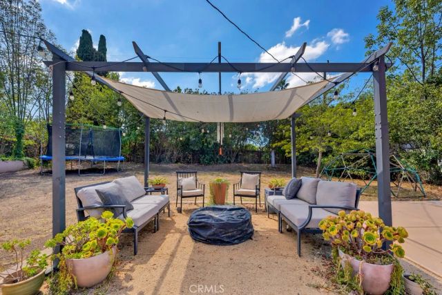 1322 E Avenida De Los Arboles, Thousand Oaks, CA 91360