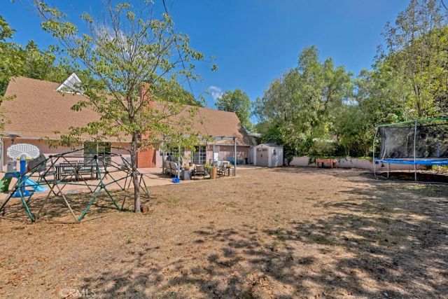 1322 E Avenida De Los Arboles, Thousand Oaks, CA 91360